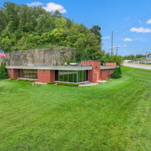 Peru Road – Dubuque